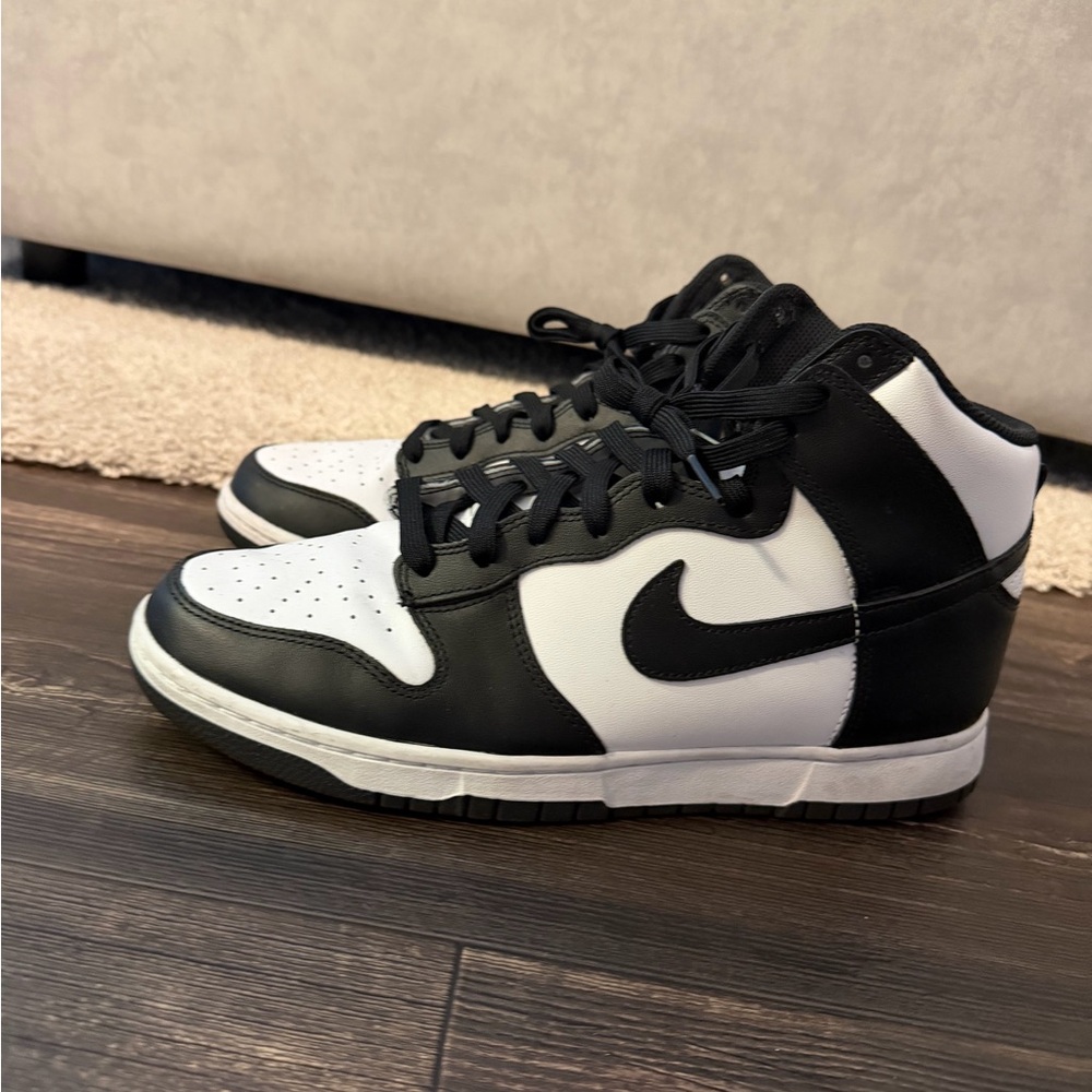 High Top Nike Panda Dunks